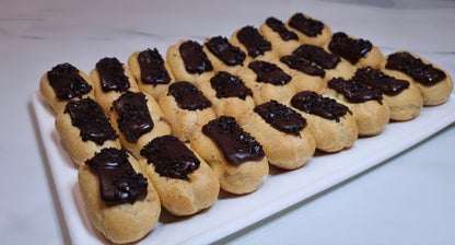 Box 24 mini éclaires au chocolat